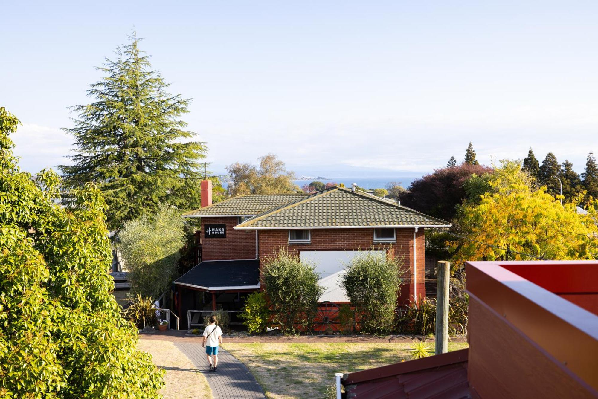 Albergue Haka House Lago Taupo Exterior foto