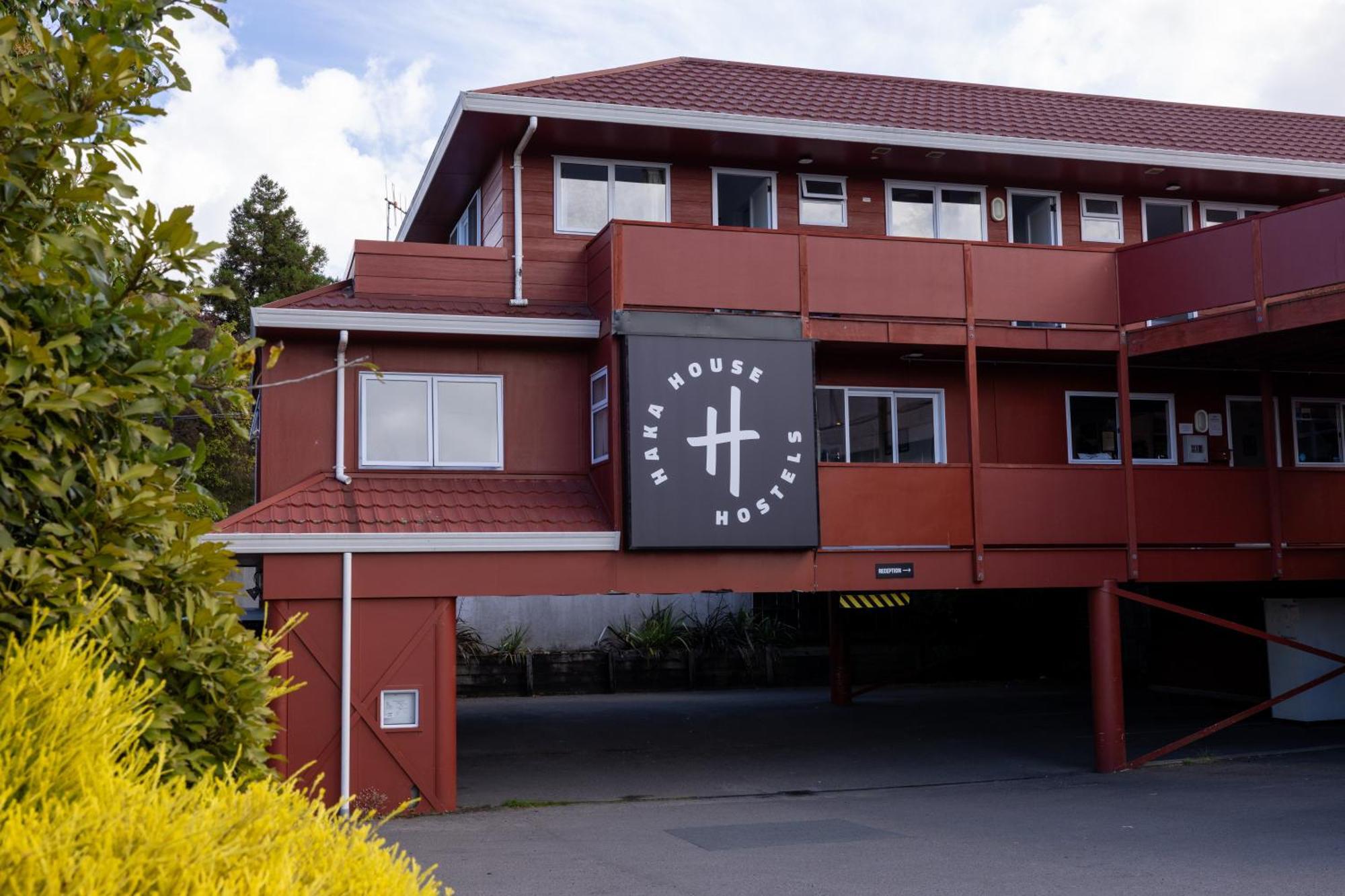 Albergue Haka House Lago Taupo Exterior foto