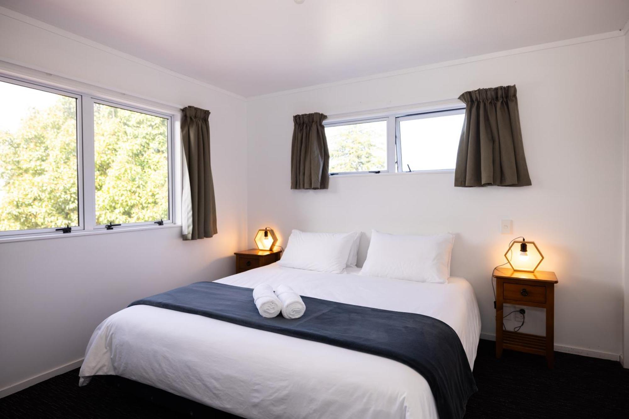 Albergue Haka House Lago Taupo Exterior foto